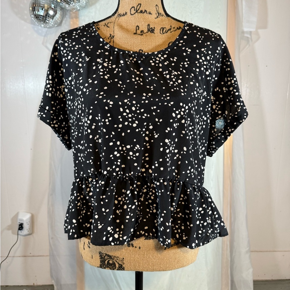 Cute black and white shirt